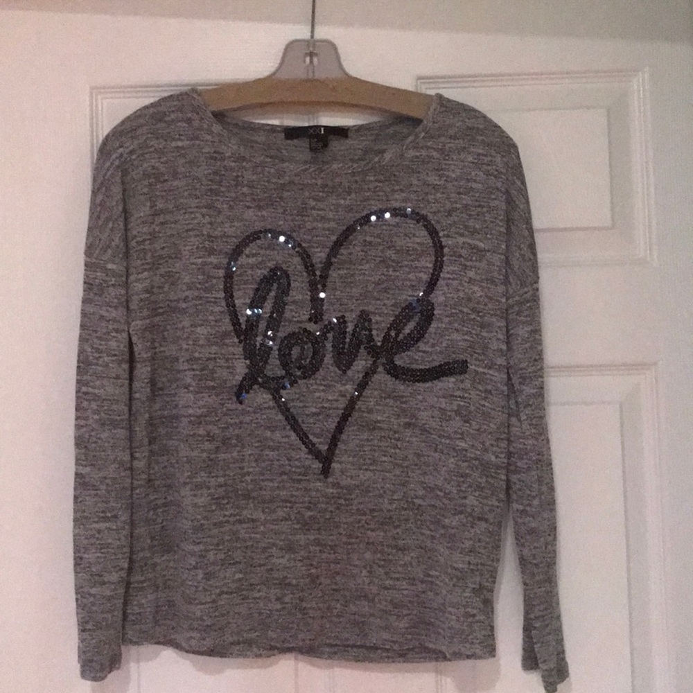 Long sleeve top